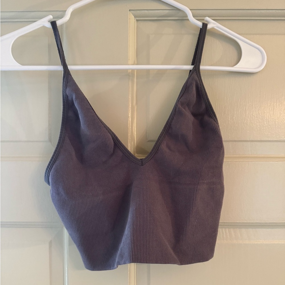 Gray cropped tank